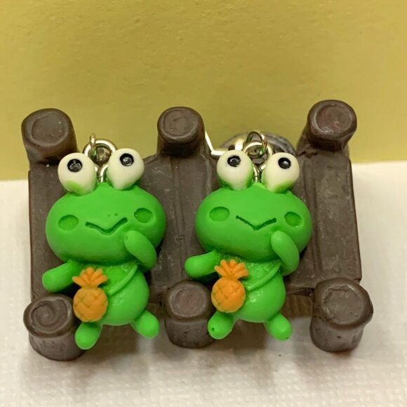 Frog Earring, Pineapple Earring, Silly Animal Earring, Gift, Reptile Earring - Picture 2 of 4